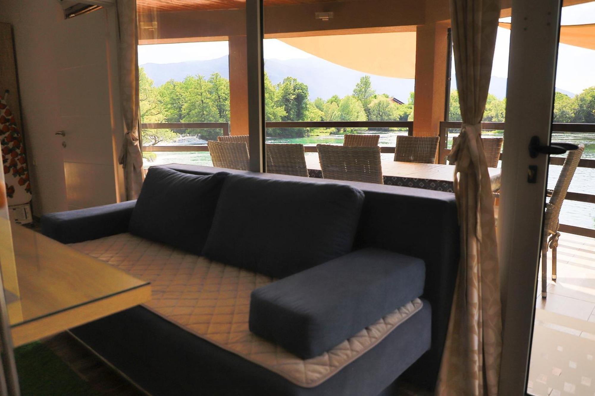 Holiday Homes Pozitiva Bihać 객실 사진